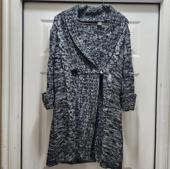 Allison Brittney Sweaters - Allison Brittney Long Cardigan Sweater Women's Medium Black White Acrylic